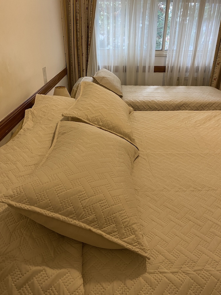 Family Quadruple Room photo 1