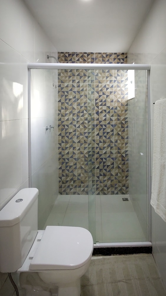 Deluxe Double Room - Photo 9