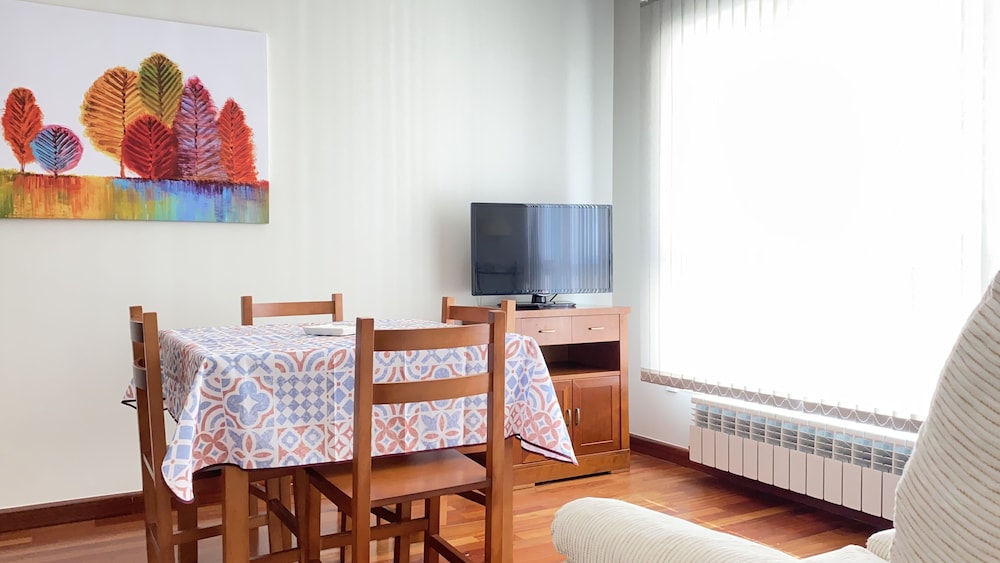 Apartment (202)