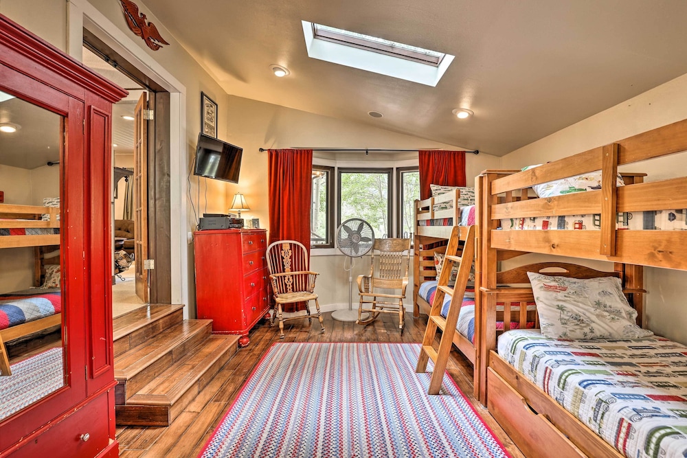 House (4 Bedrooms) photo 1