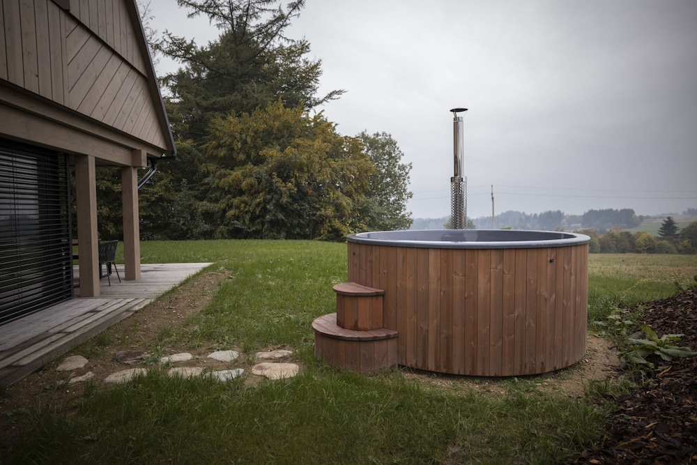 Villa photo 2