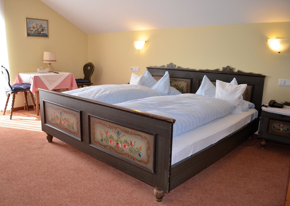 Double Room, Non Smoking, Balcony (A) photo 1
