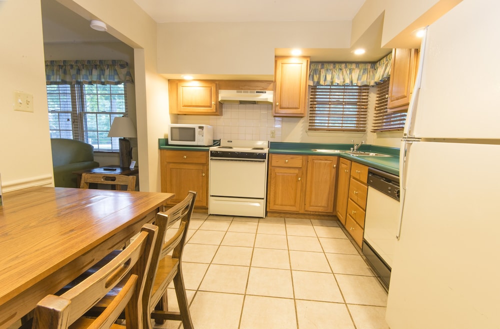 Standard Cottage, 2 Bedrooms (2 Bath) photo 3