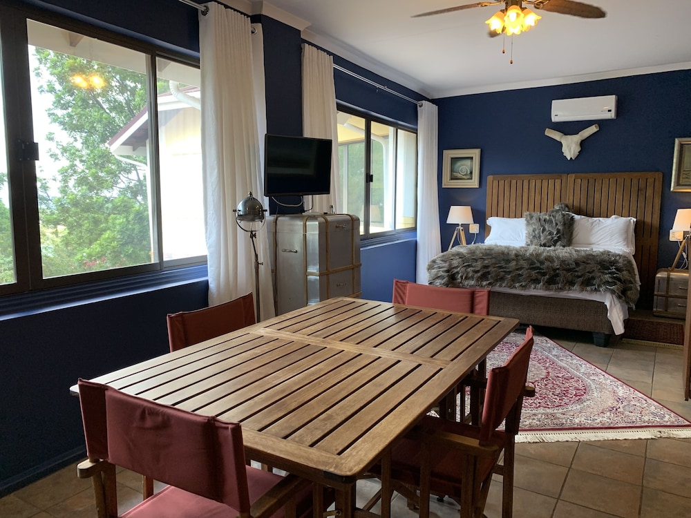 Exclusive Room - Photo 1