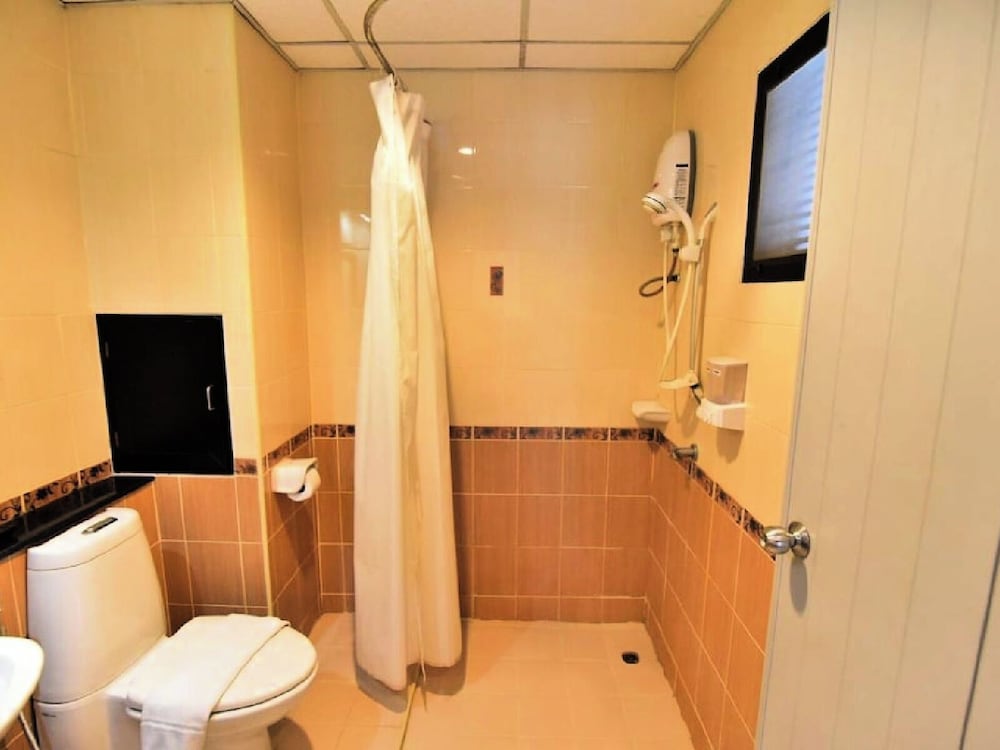 Standard Double Room - Photo 7