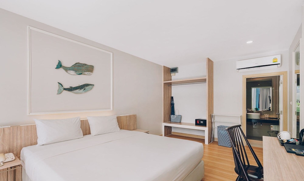 Deluxe Double Room photo 2