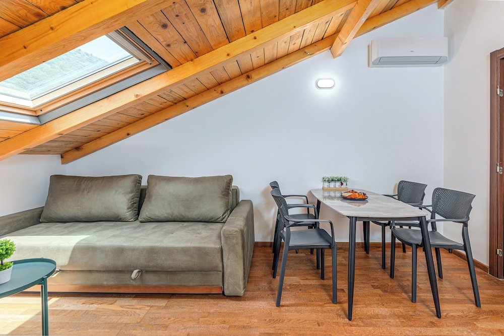 Comfort Apartment, 2 Bedrooms (A4) - Photo 9