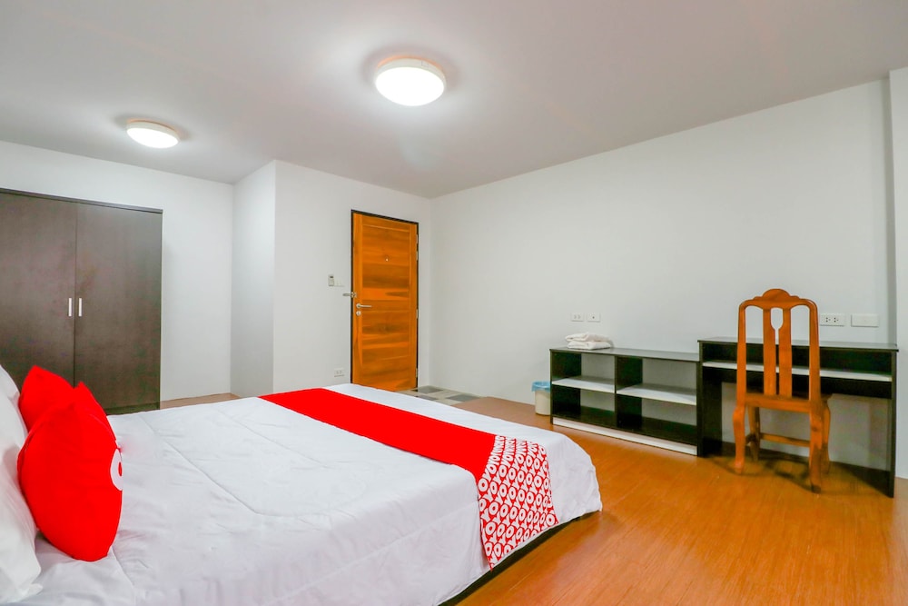 Basic Double Room photo 2