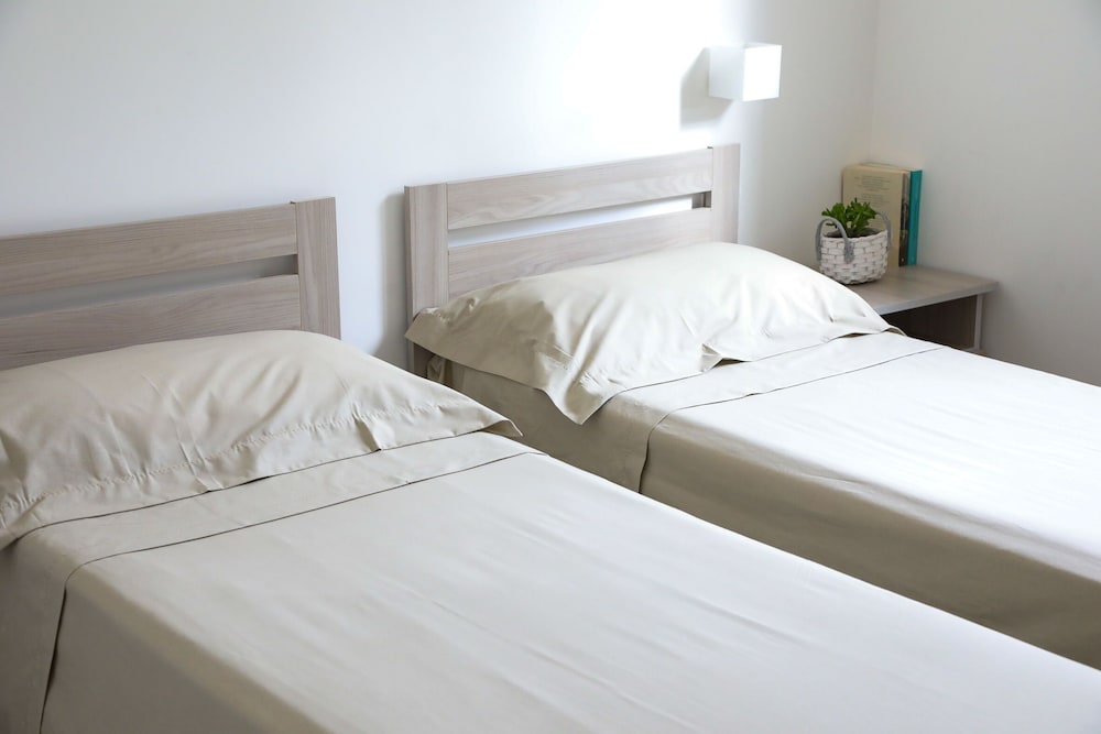 Apartment, 2 Bedrooms, Kitchen, Garden View
