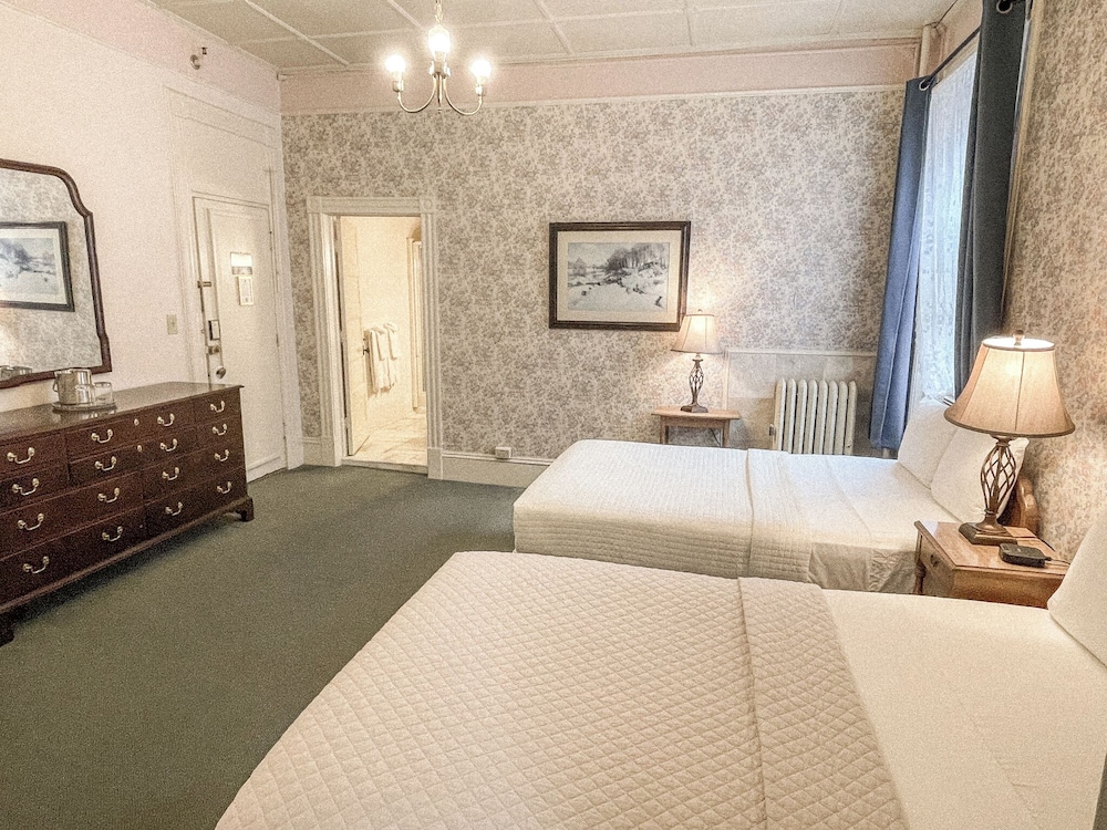 Deluxe Room, 2 Double Beds