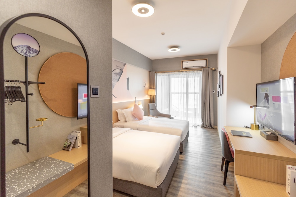 Executive Twin Room, Balcony