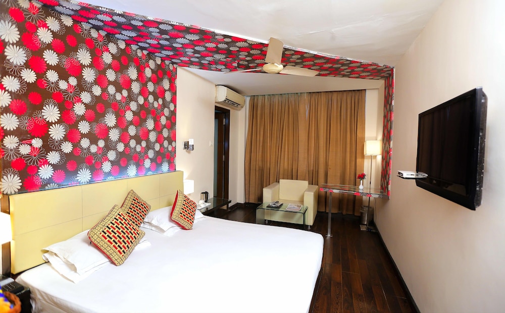 Luxury Room - Photo 6