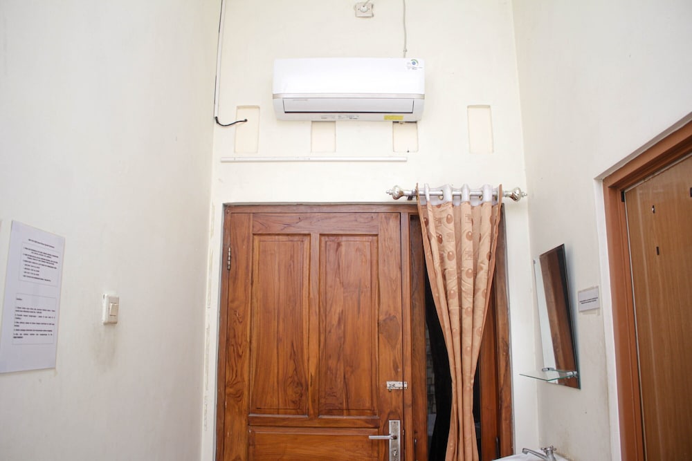 Standard Double Room photo 2