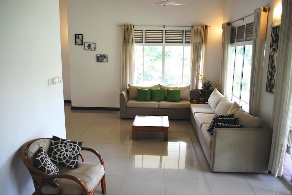 Deluxe Villa With Kitchen photo 3