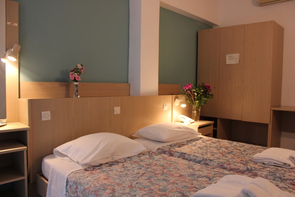 Double or Twin Room photo 2