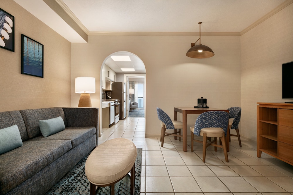 Suite, 1 Bedroom, Accessible (Mobility) - Photo 9