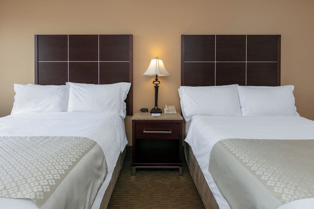 Room, 2 Double Beds, Accessible, Non Smoking (Mobility) - Photo 3