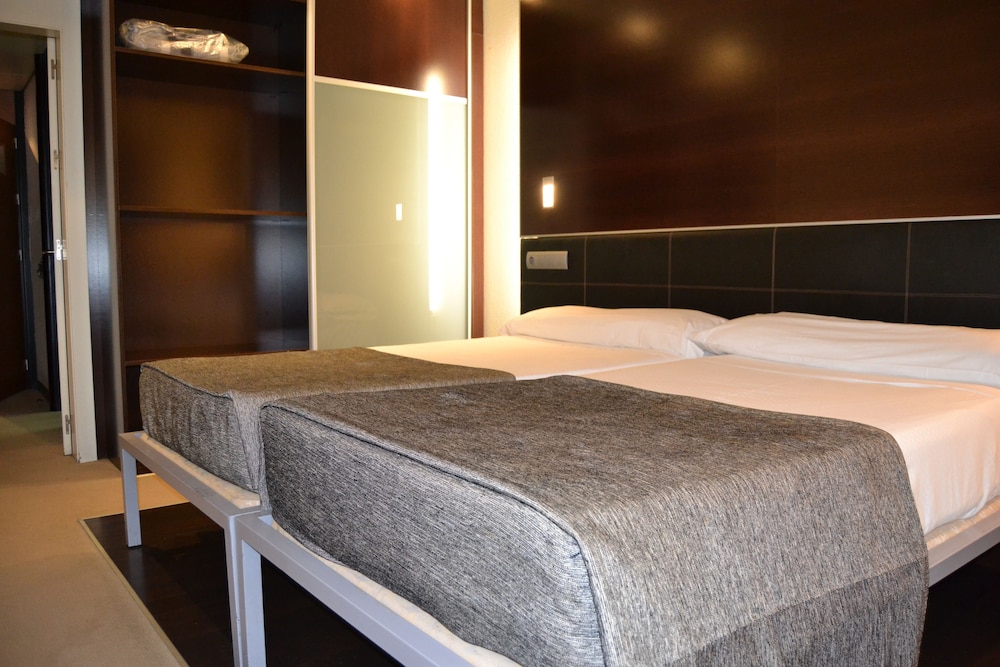 Standard Room - Photo 1