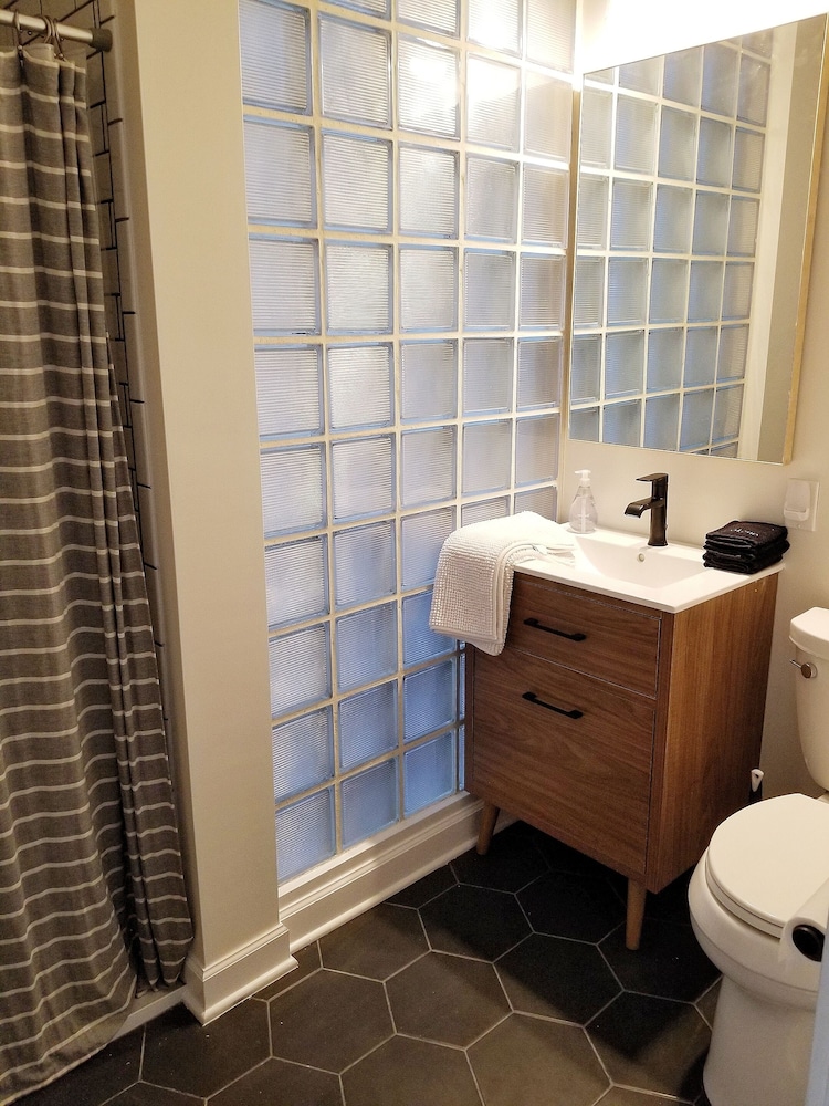 Luxury Room, Ensuite (The Storefront) photo 2