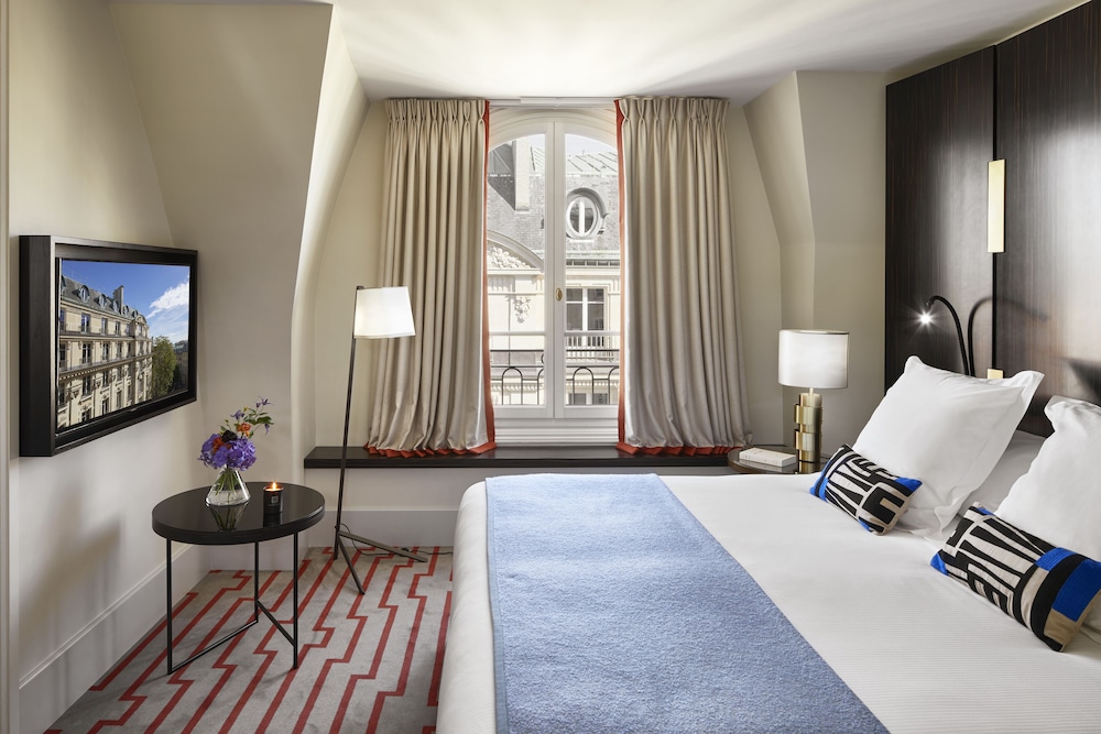 Junior Suite Junior Suite
