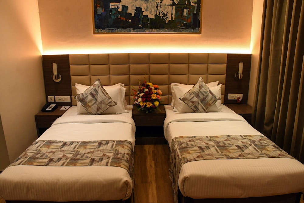 Deluxe Twin Room - Photo 1