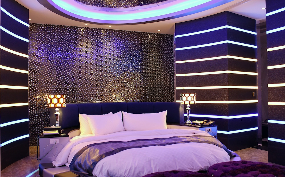 Romantic Double Room, 1 King Bed, Non Smoking photo 1