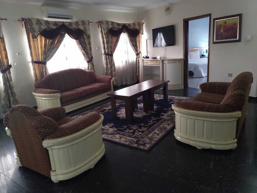 Presidential Suite photo 1