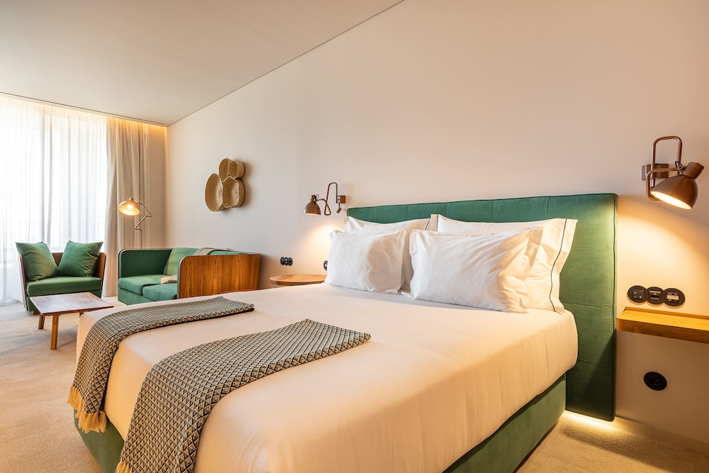 Superior Family Double or Twin Room (Plus) - Photo 1