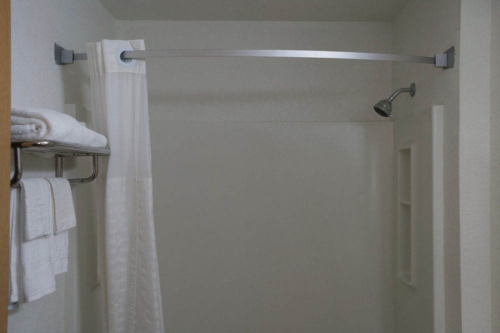 Suite, 1 King Bed, Non Smoking - Photo 6