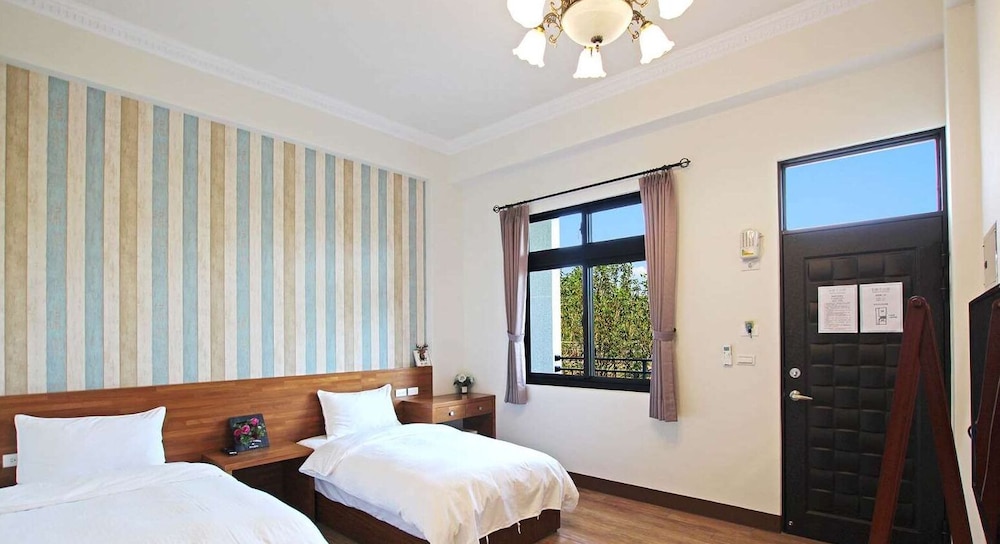 Twin Room, Non Smoking, Garden View photo 3