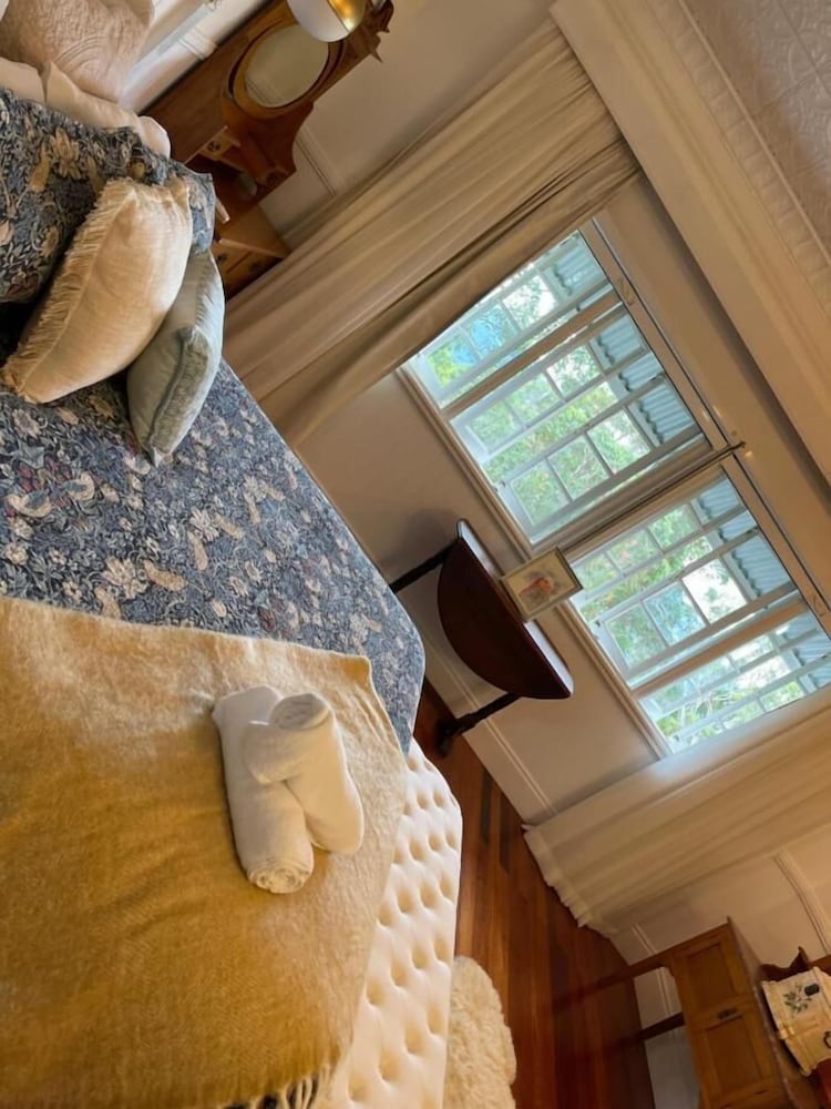 Deluxe House, 4 Bedrooms photo 3