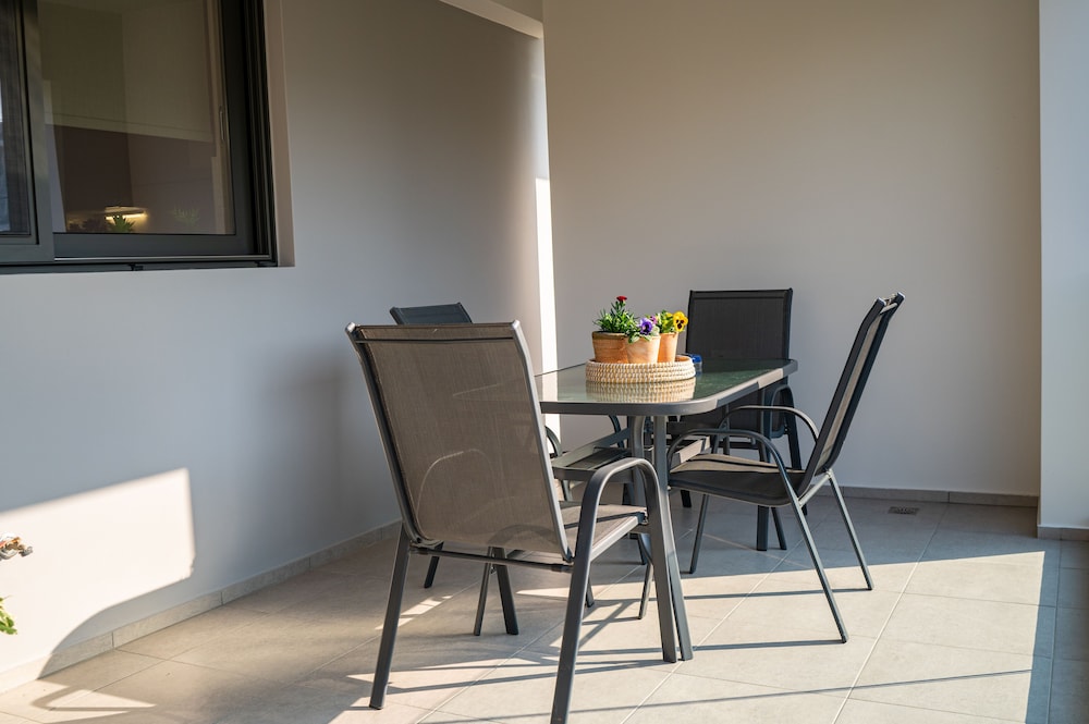 Luxury Apartment photo 3