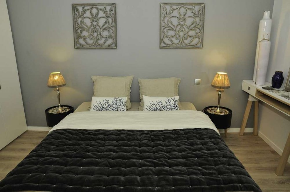 Standard Double Room, 1 Double Bed, Private Bathroom, Pool View (Esprit du Soleil) photo 1