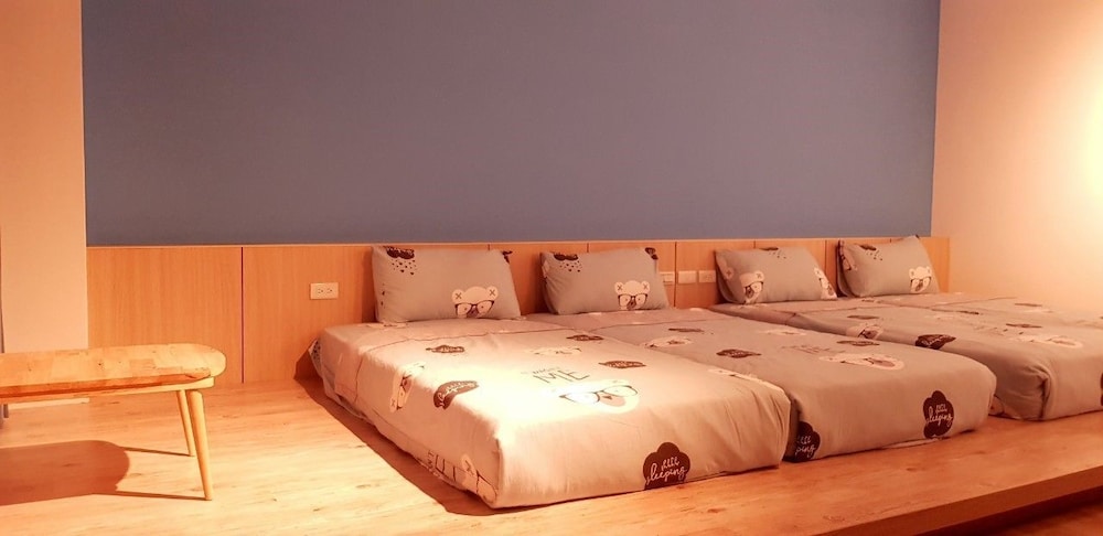 Quadruple Room - Photo 1
