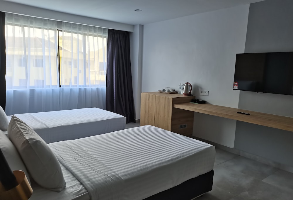 Premier Double or Twin Room photo 3