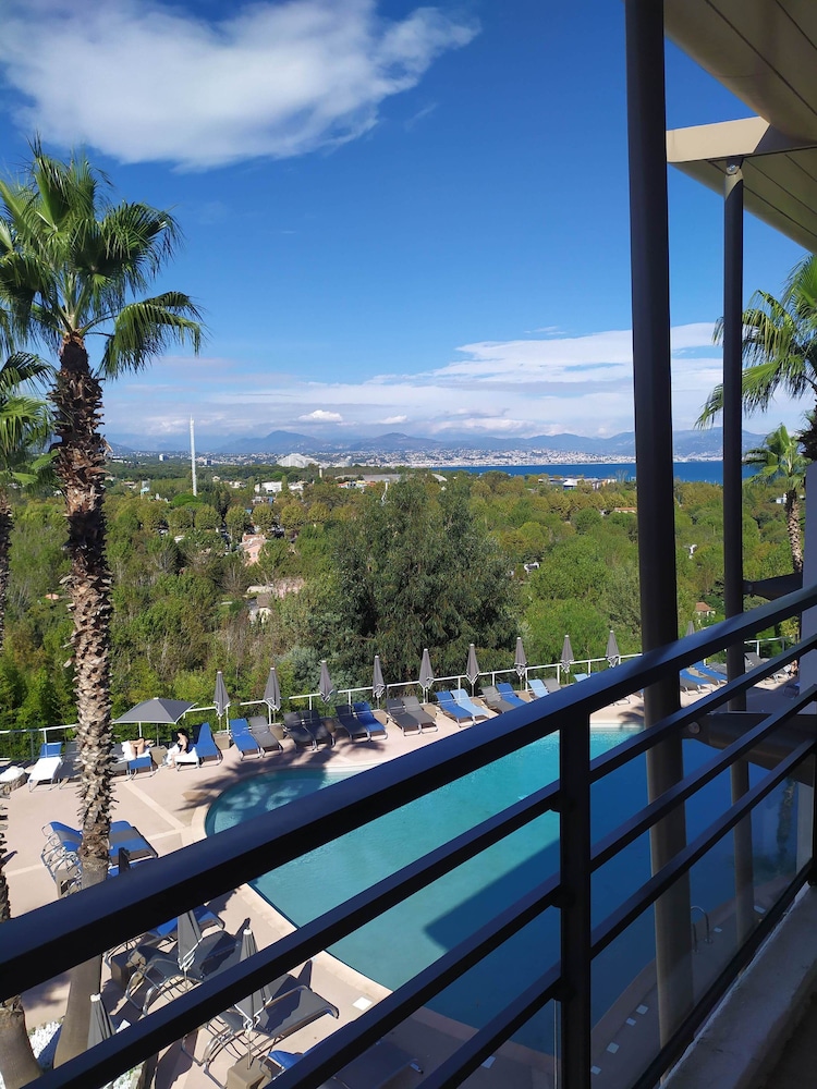 Superior Double Room, Partial Sea View - Photo 6