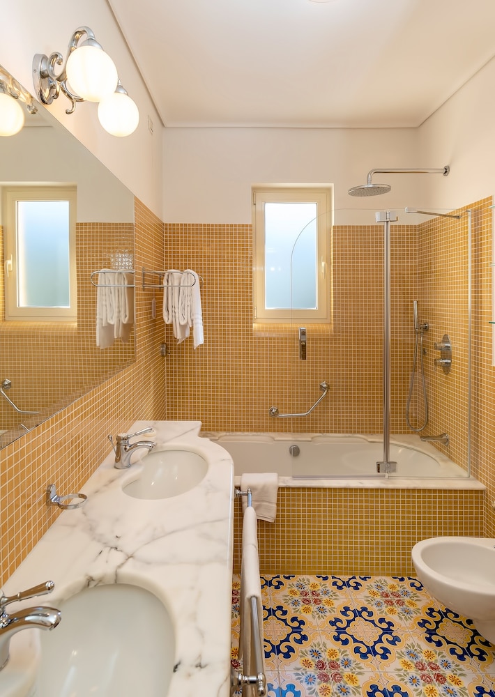 Executive Room, City View, Tower