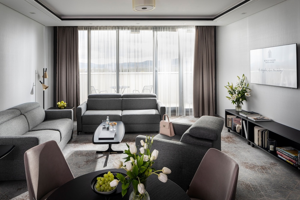 One-Bedroom Suite