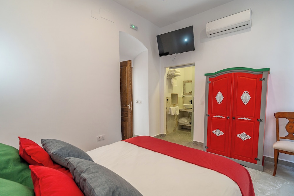 Comfort Double Room, City View