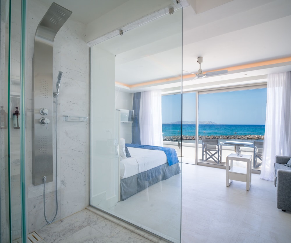 Bungalow Partial Sea View thumbnail 5