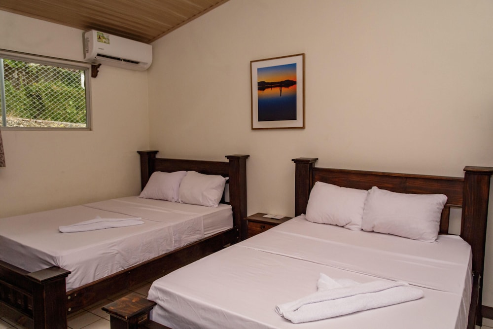 Standard Room, 2 Double Beds, Ground Floor photo 1