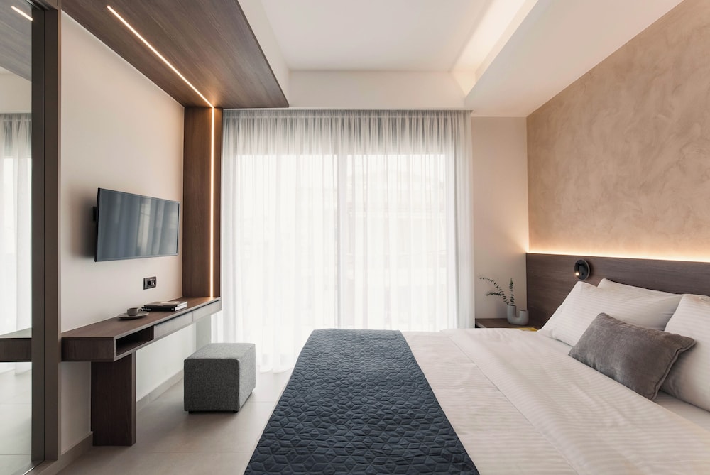 Superior Suite, City View
