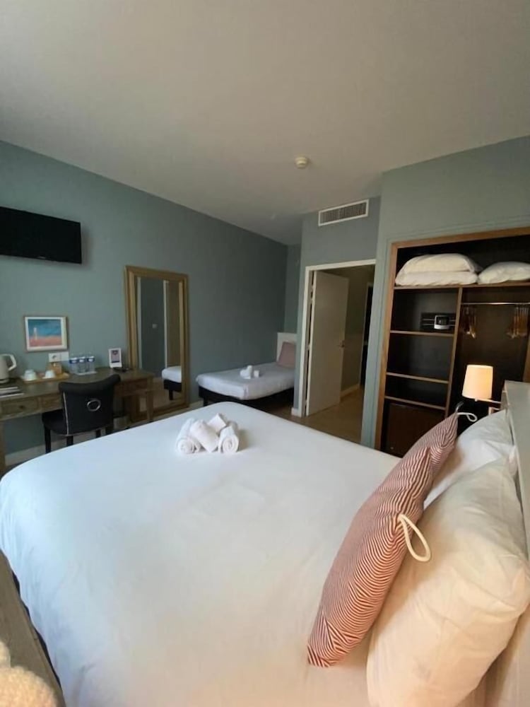 Chambre triple privilège avec vue sur la mer