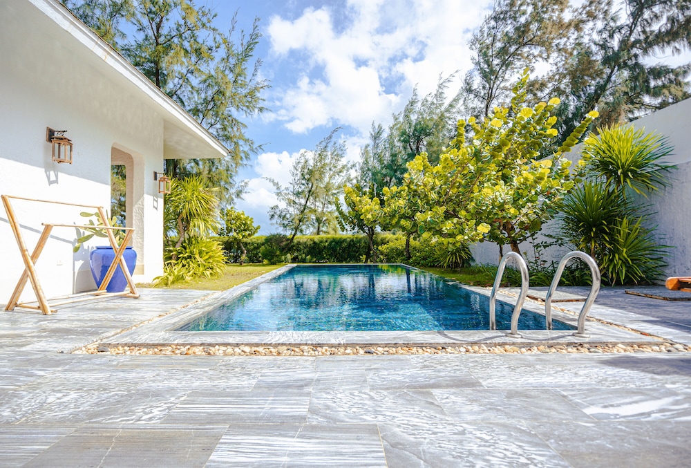 1 Bedroom Ocean View Villa with Private Pool - Photo 9
