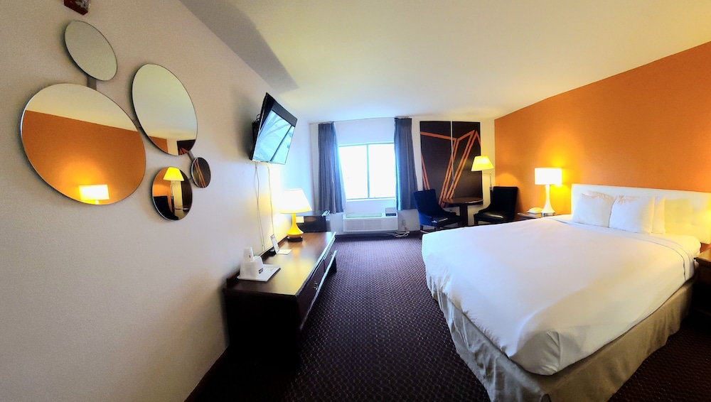 Standard Room, 1 King Bed - Photo 2