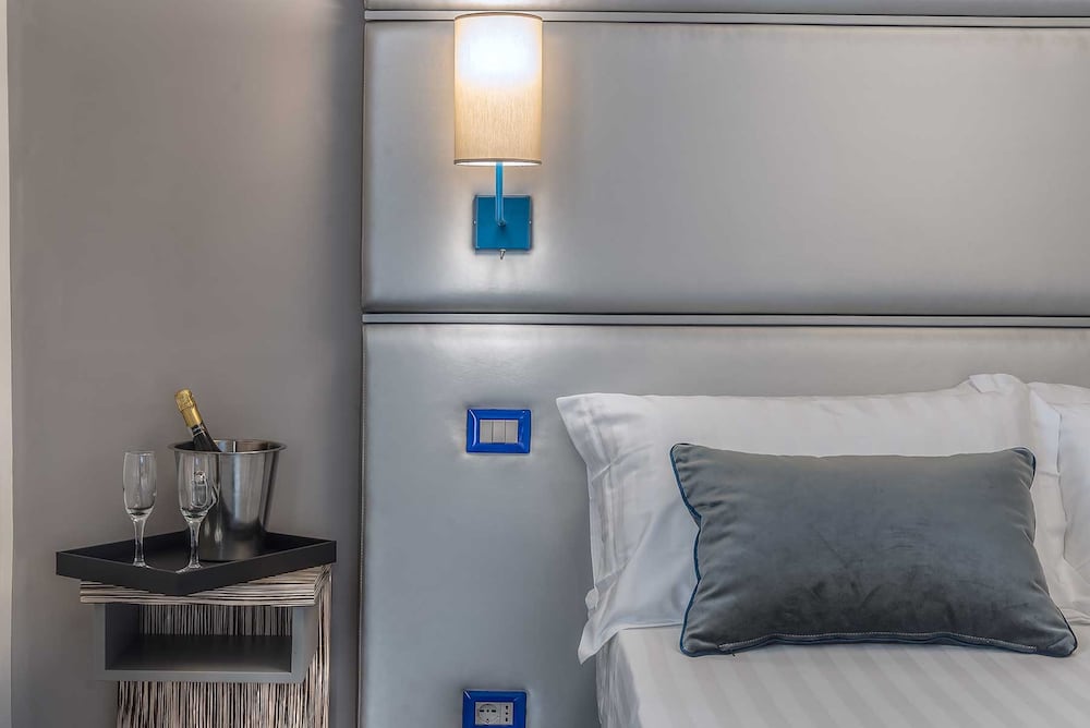 Romantic Double Room, Jetted Tub photo 1
