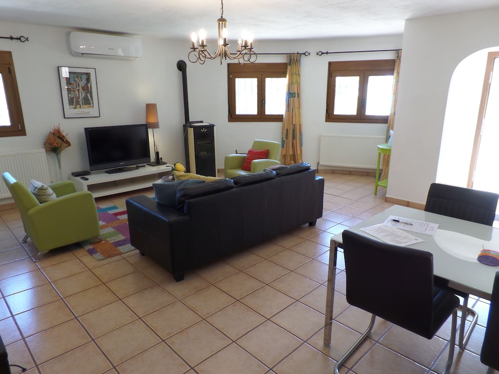 Apartment, 2 Bedrooms (Picasso)