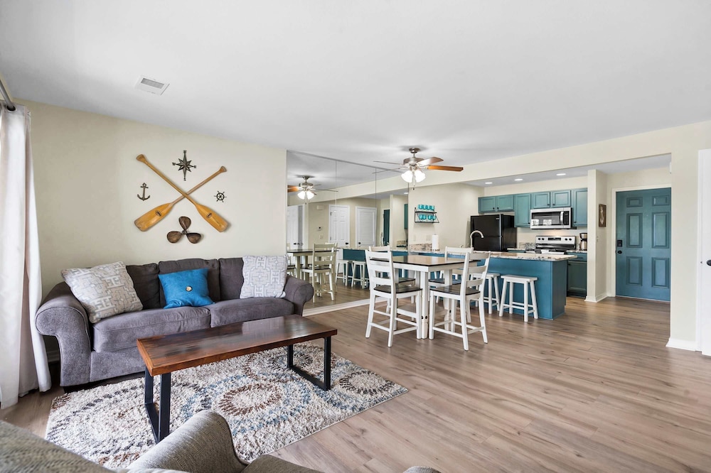 Condo, Multiple Beds, Balcony (Sunset View at Anchor’s Point)