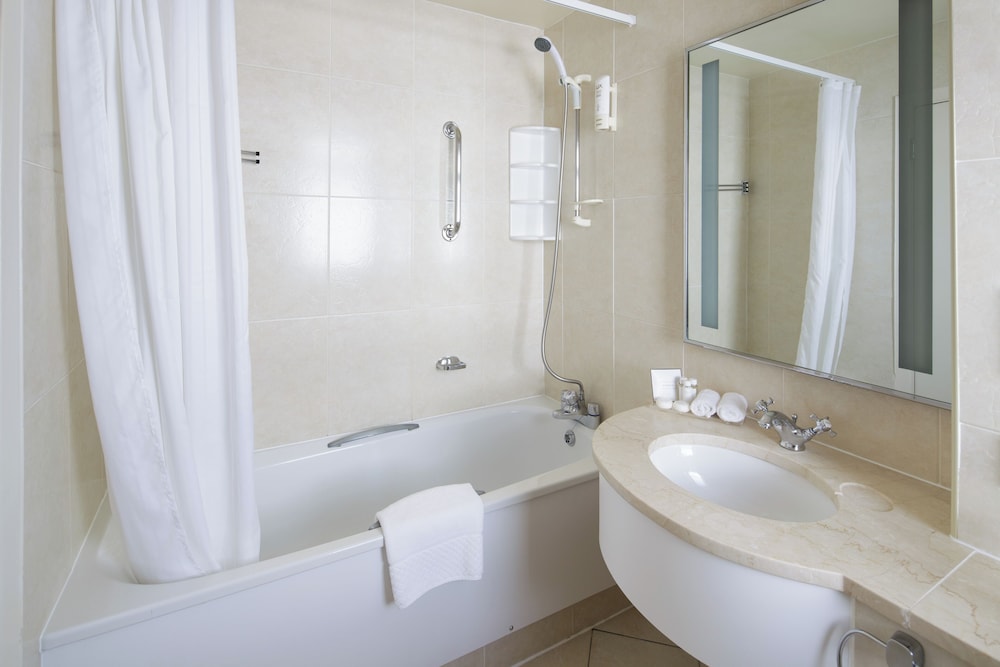 Classic Twin Room - Photo 2