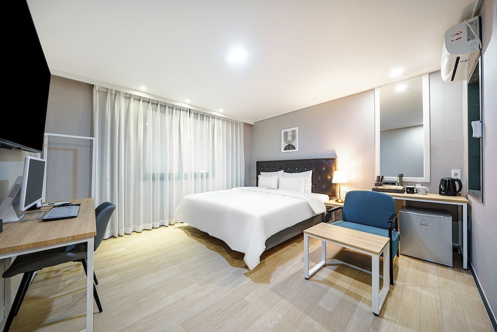Luxury Room